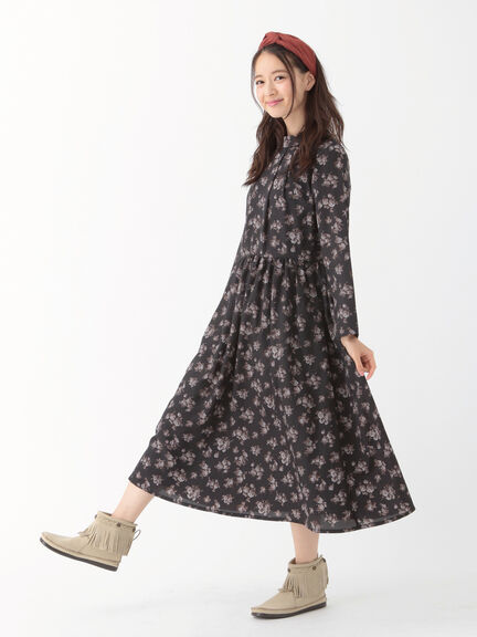 《Minnetonka×earth》バックジップブーツ