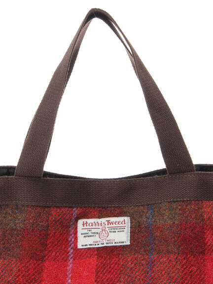 Harris Tweedのロゴも入っています