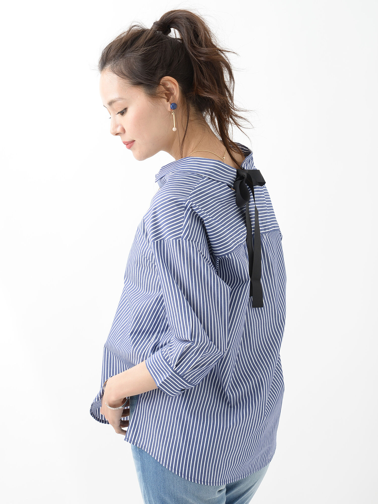 ★<WEB限定大きな・小さなサイズ>ストライプバックリボンブラウス
