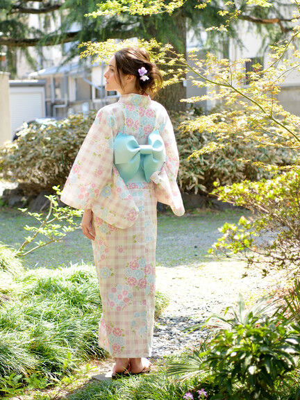 earth music&ecology 2017 ギンガムブーケ柄浴衣