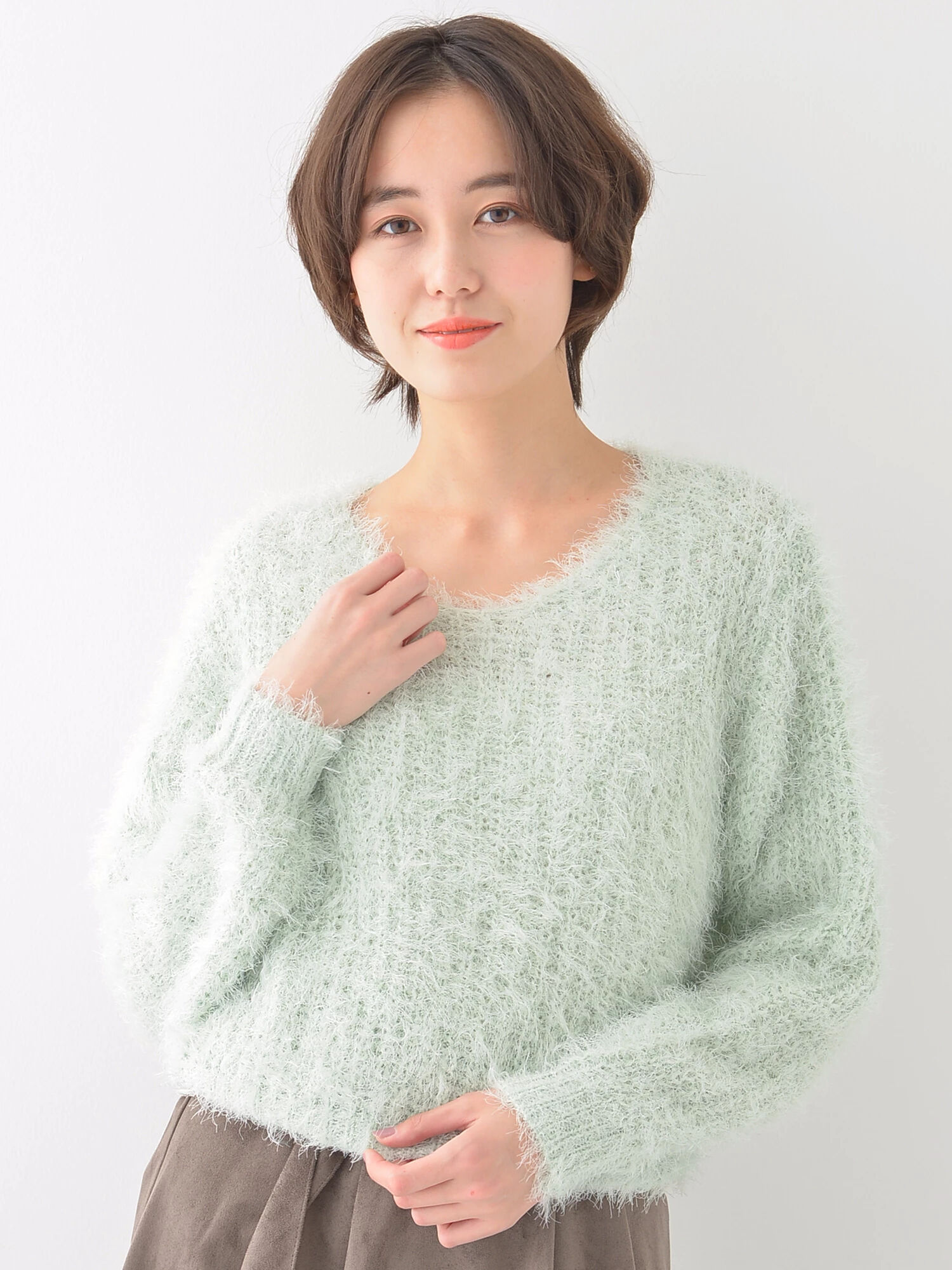 ・フェザーMIXショート丈ニットプルオーバー