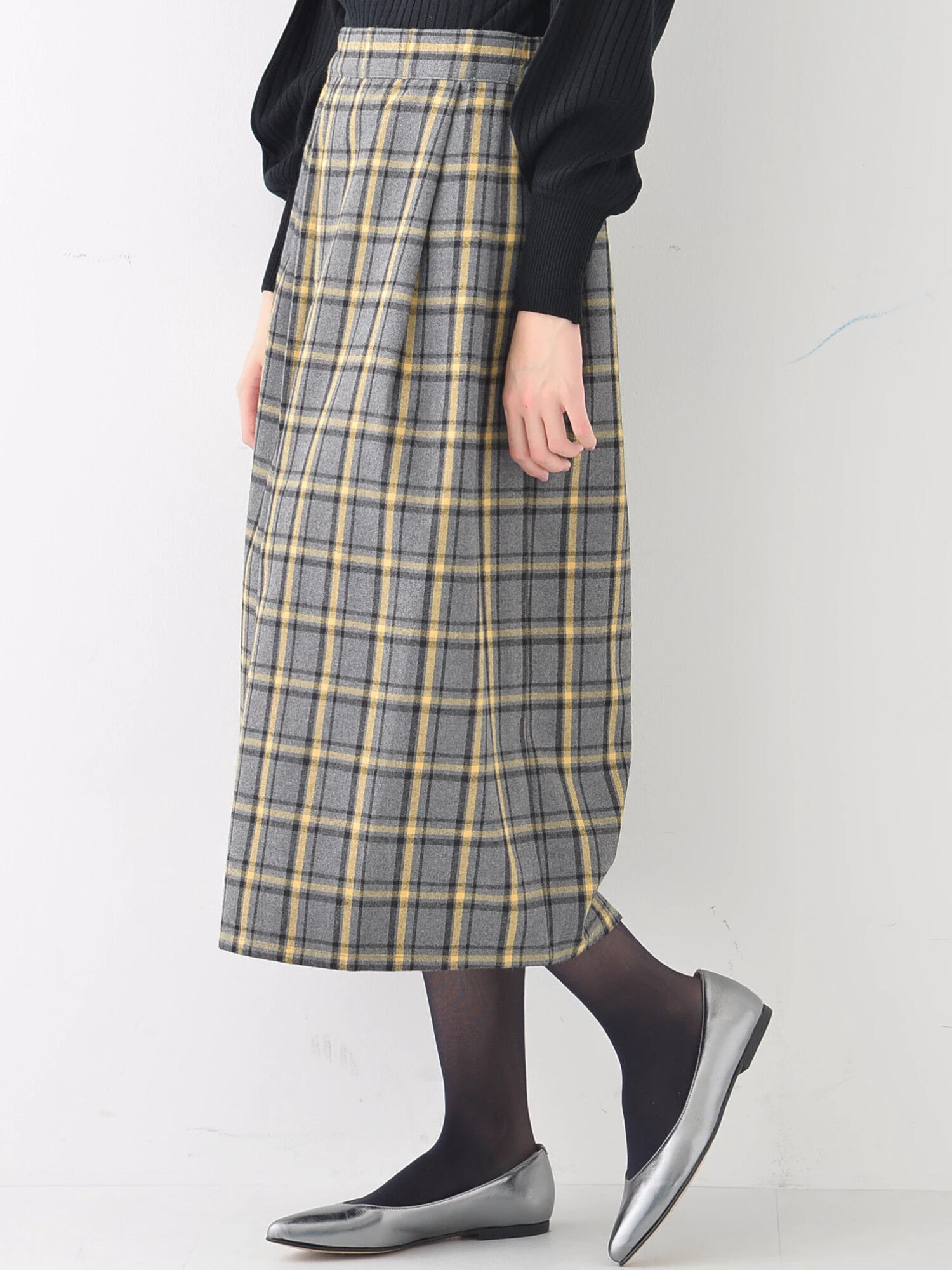 ・チェックタックスカート