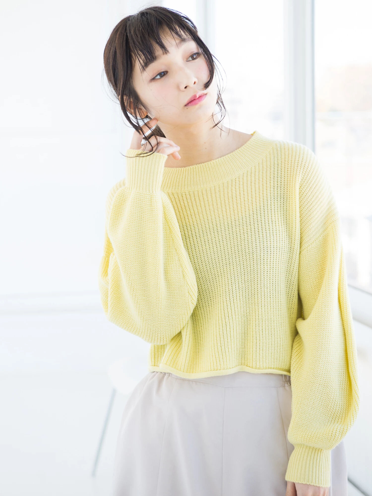 ・ショート丈畦ニットプルオーバー