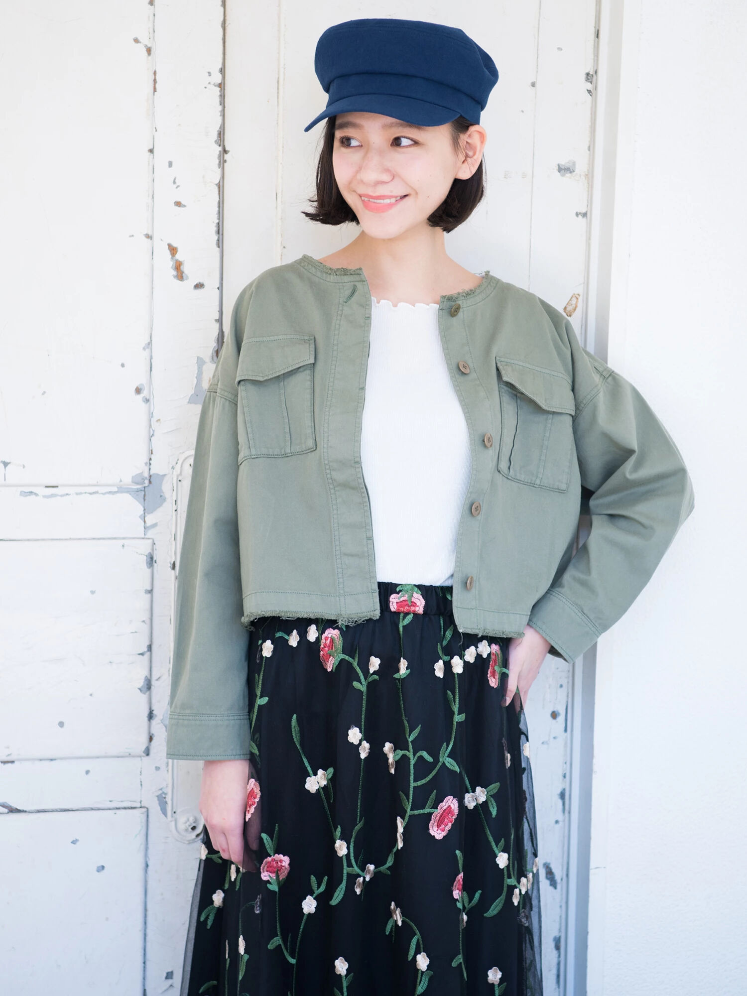 ノーカラーミリタリーブルゾン