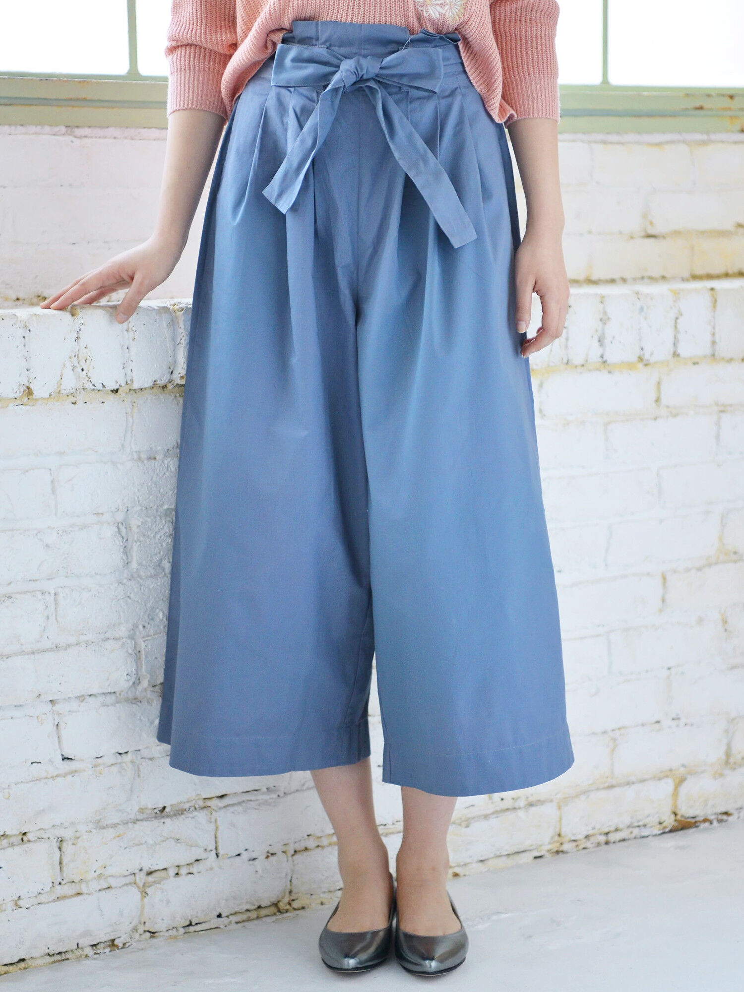 ベルト付きワイドパンツ