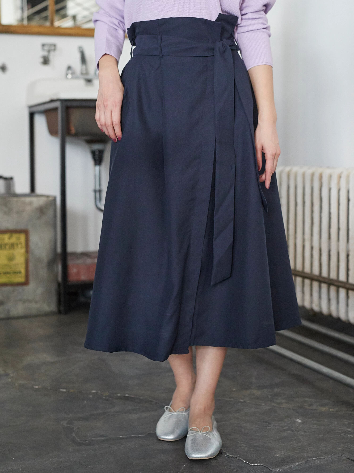 ＜ＷＥＢ限定大きな・小さなサイズ＞・ハイウエストラップ風スカート