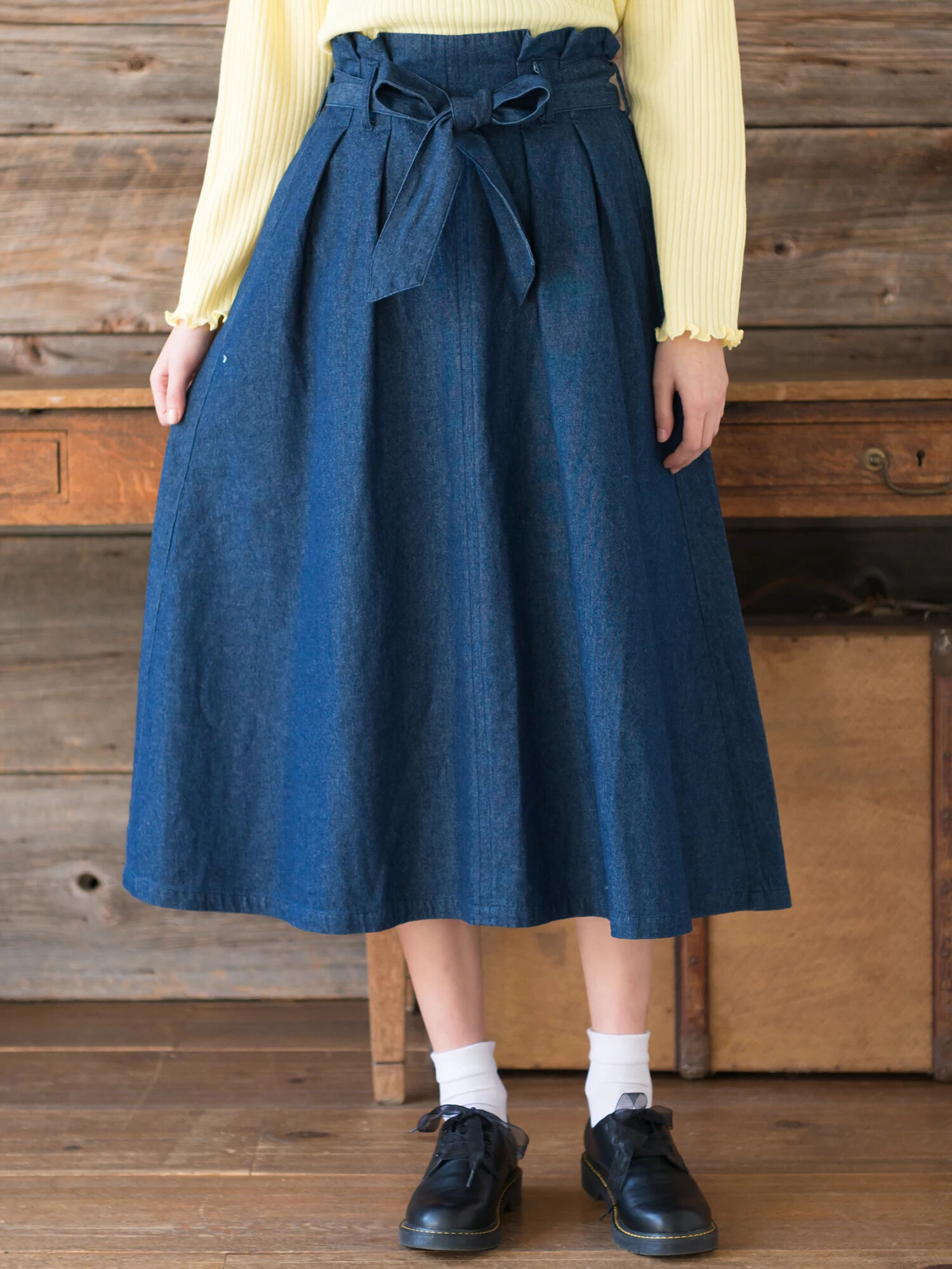 ＜ＷＥＢ限定大きな・小さなサイズ＞ハイウエストタックフレアーデニムスカート
