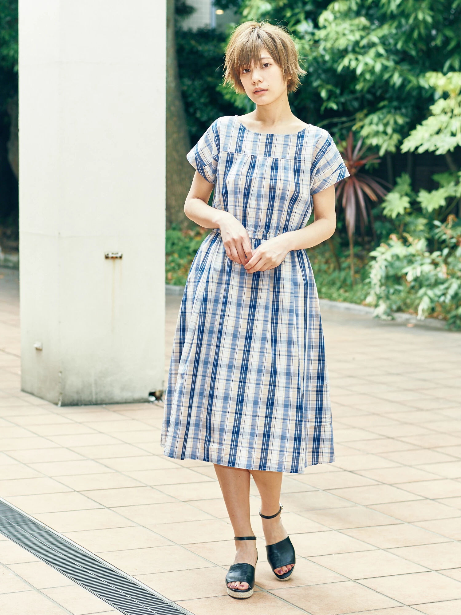 ・マドラス袖フリルワンピース