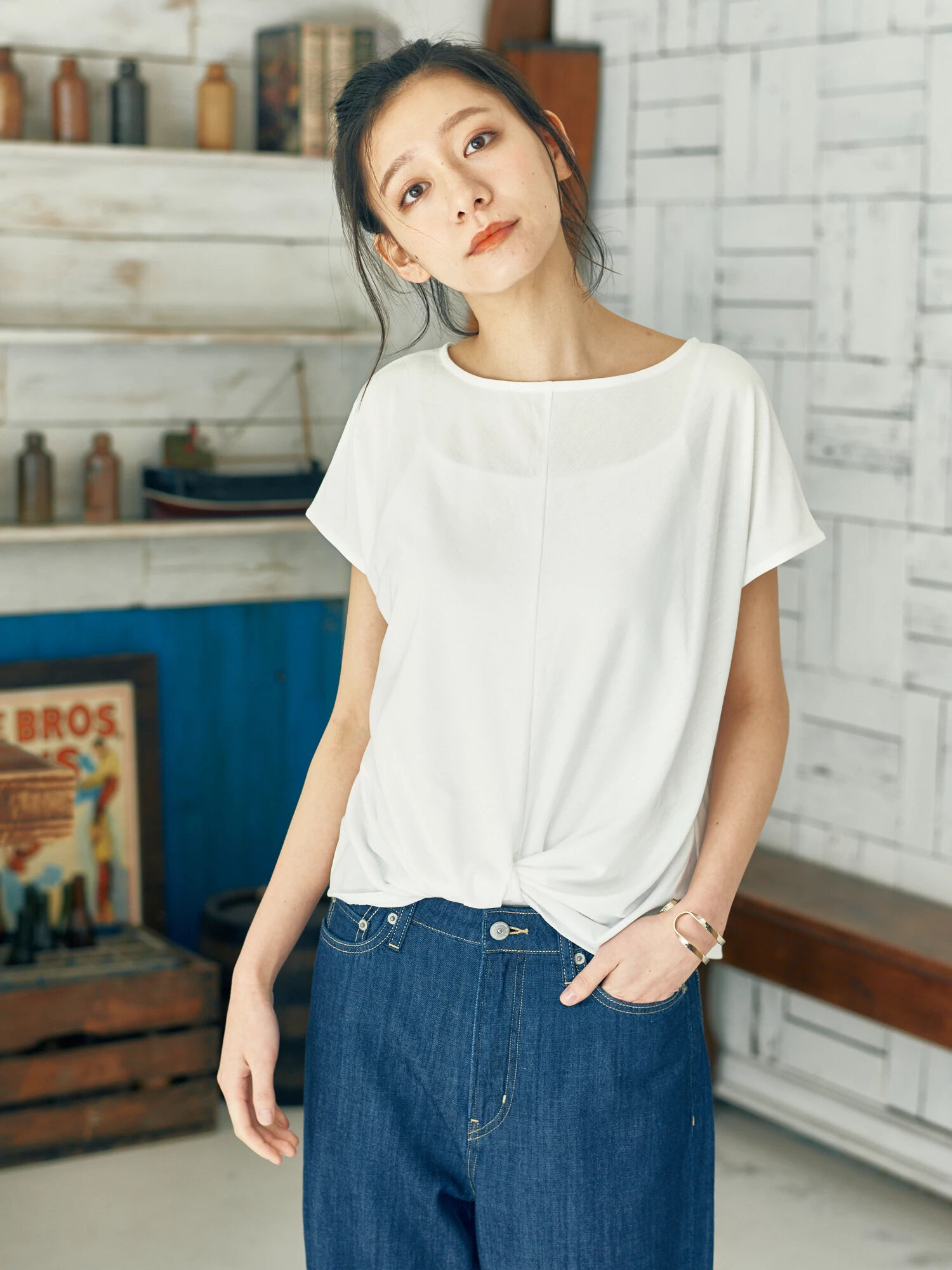 ツイストヘムプルオーバー