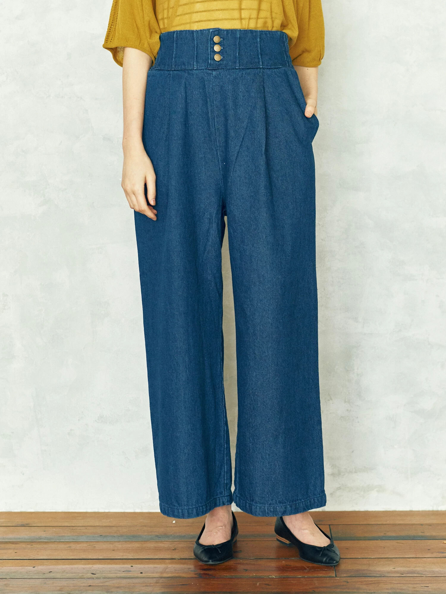 ・ウエストボタンデニムパンツ
