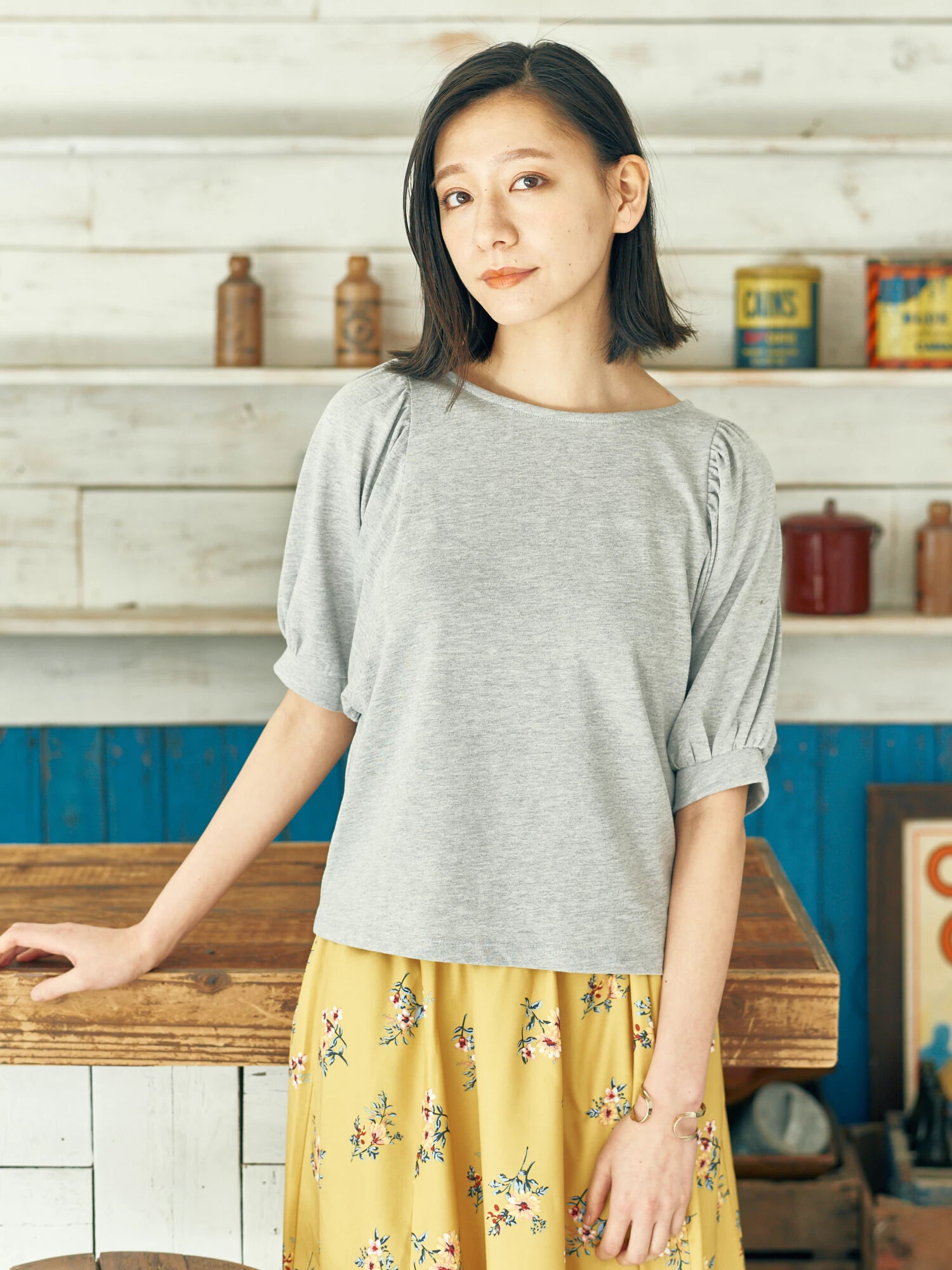 ・袖コンギャザープルオーバー