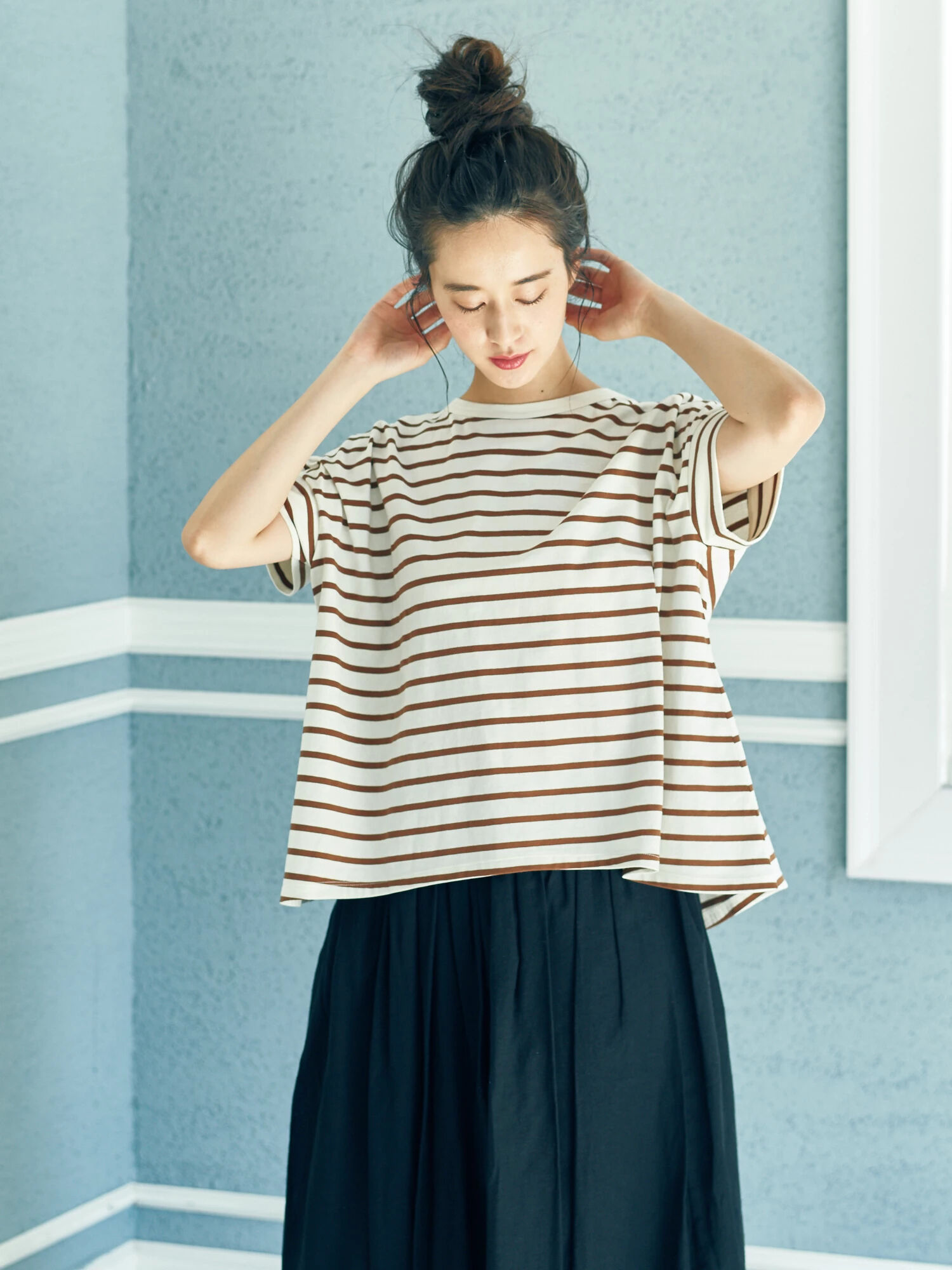 ・ボーダーバックギャザーTシャツ