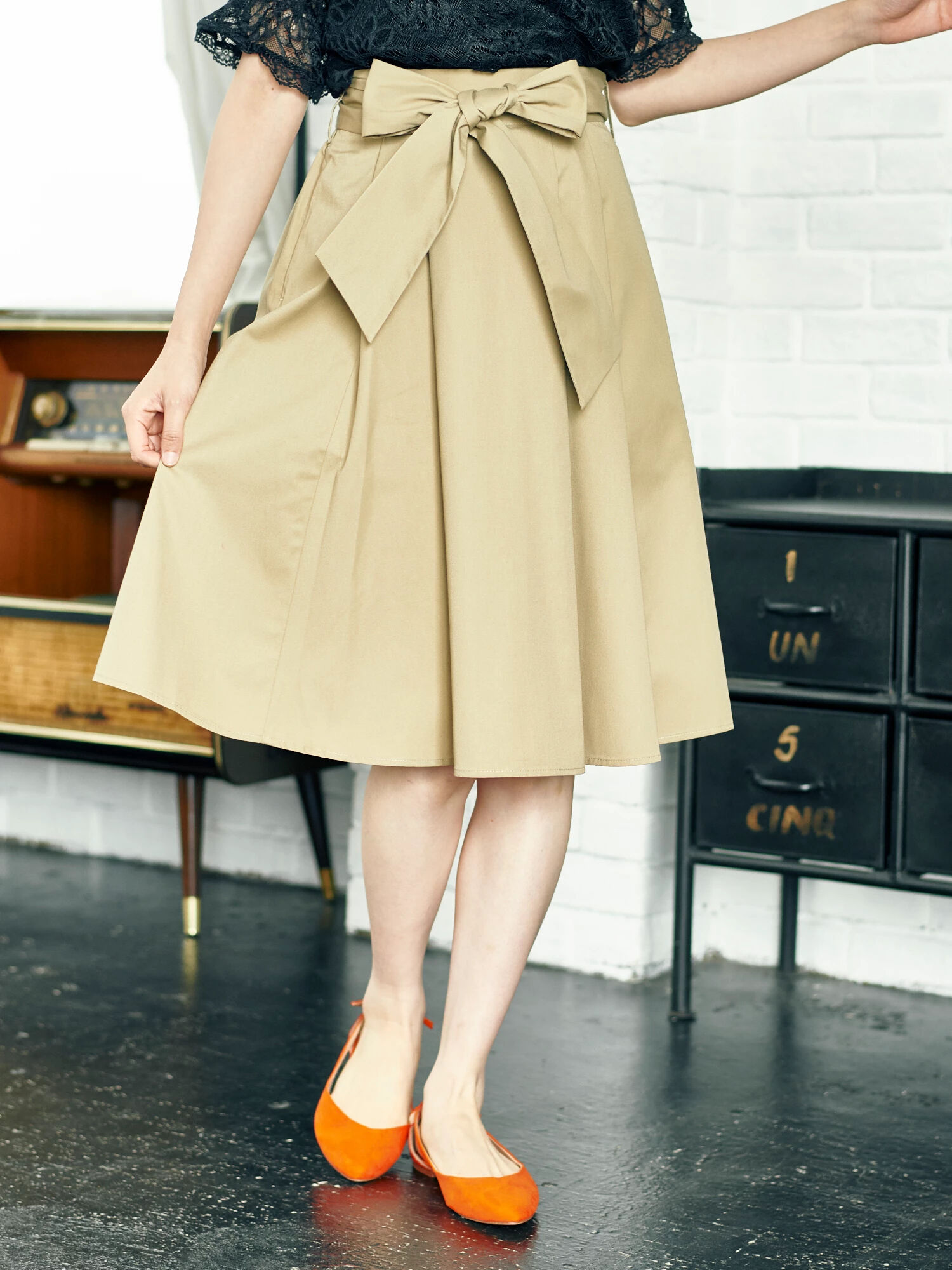 ＜ＷＥＢ限定大きな・小さなサイズ＞スキスカミディスカート