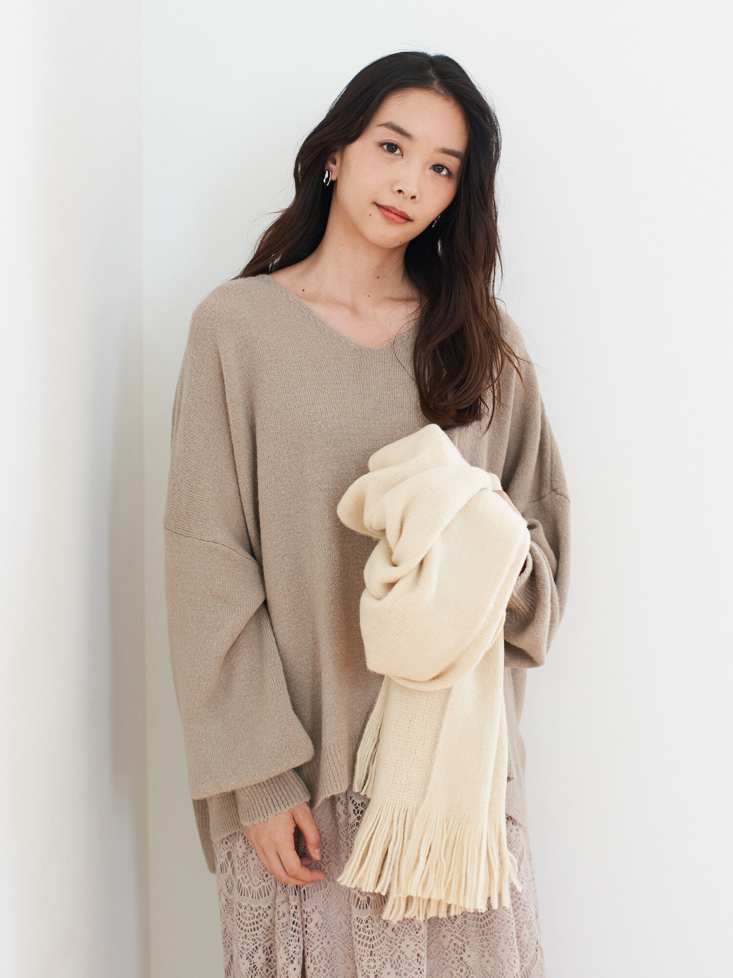 VネックBIGニットプルオーバー