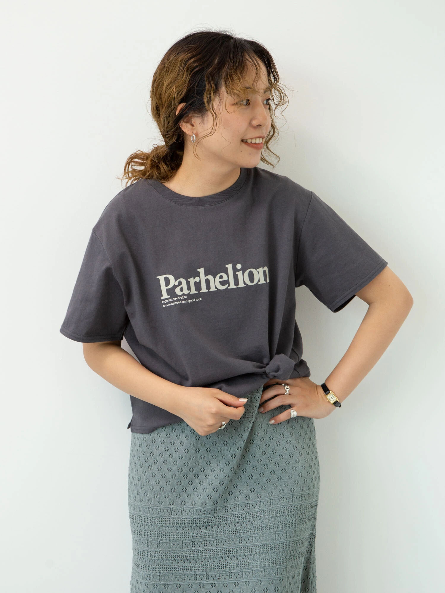 【6,000円(税込)以上のお買物で全国送料無料。】【WEB限定】ParhelionプリントTシャツ