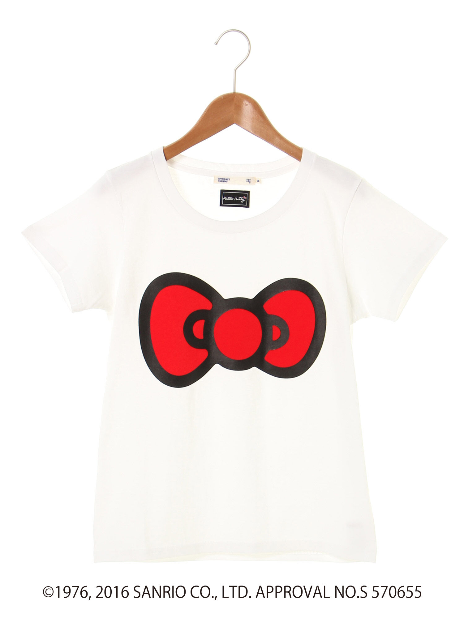 HELLO KITTY ビックリボンTeeシャツ