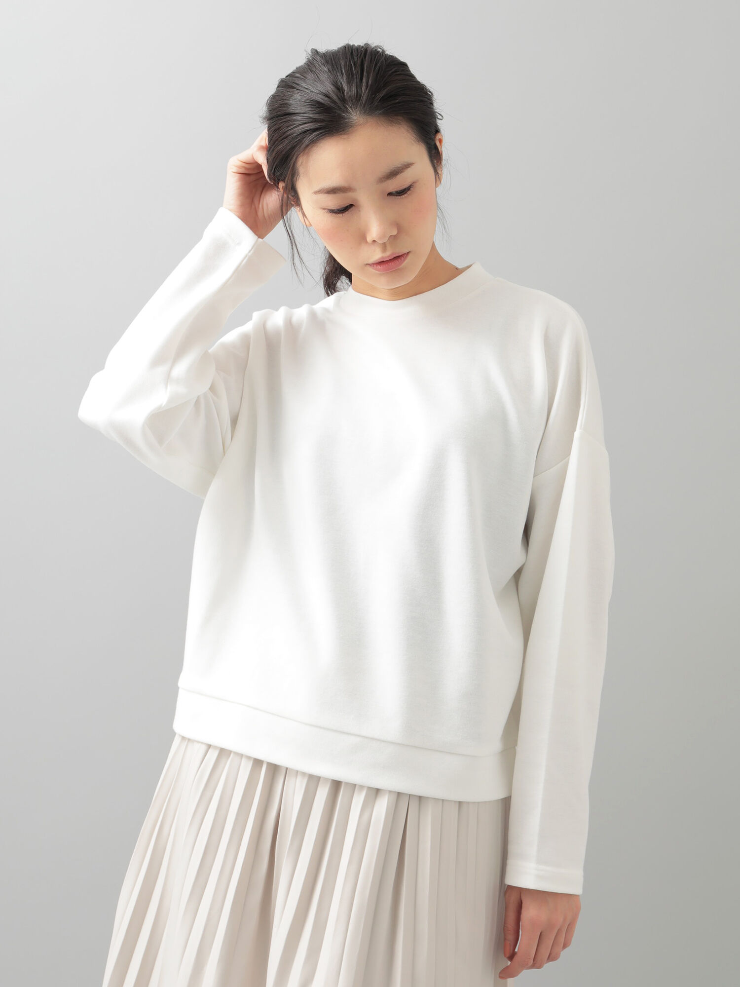 ・TCダンボールクルーネックプルオーバー