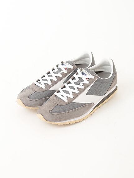 W BROOKS VABGUARDスニーカー