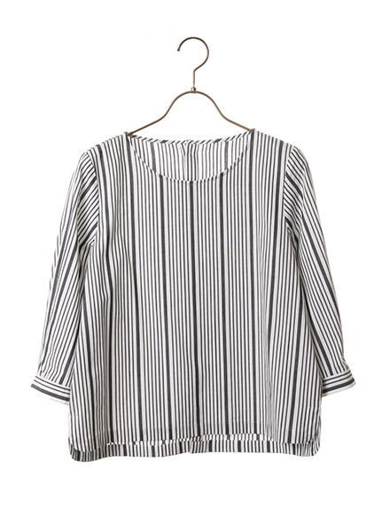 YECCA VECCA(イェッカ・ヴェッカ) バックボタンブラウス ￥8,629