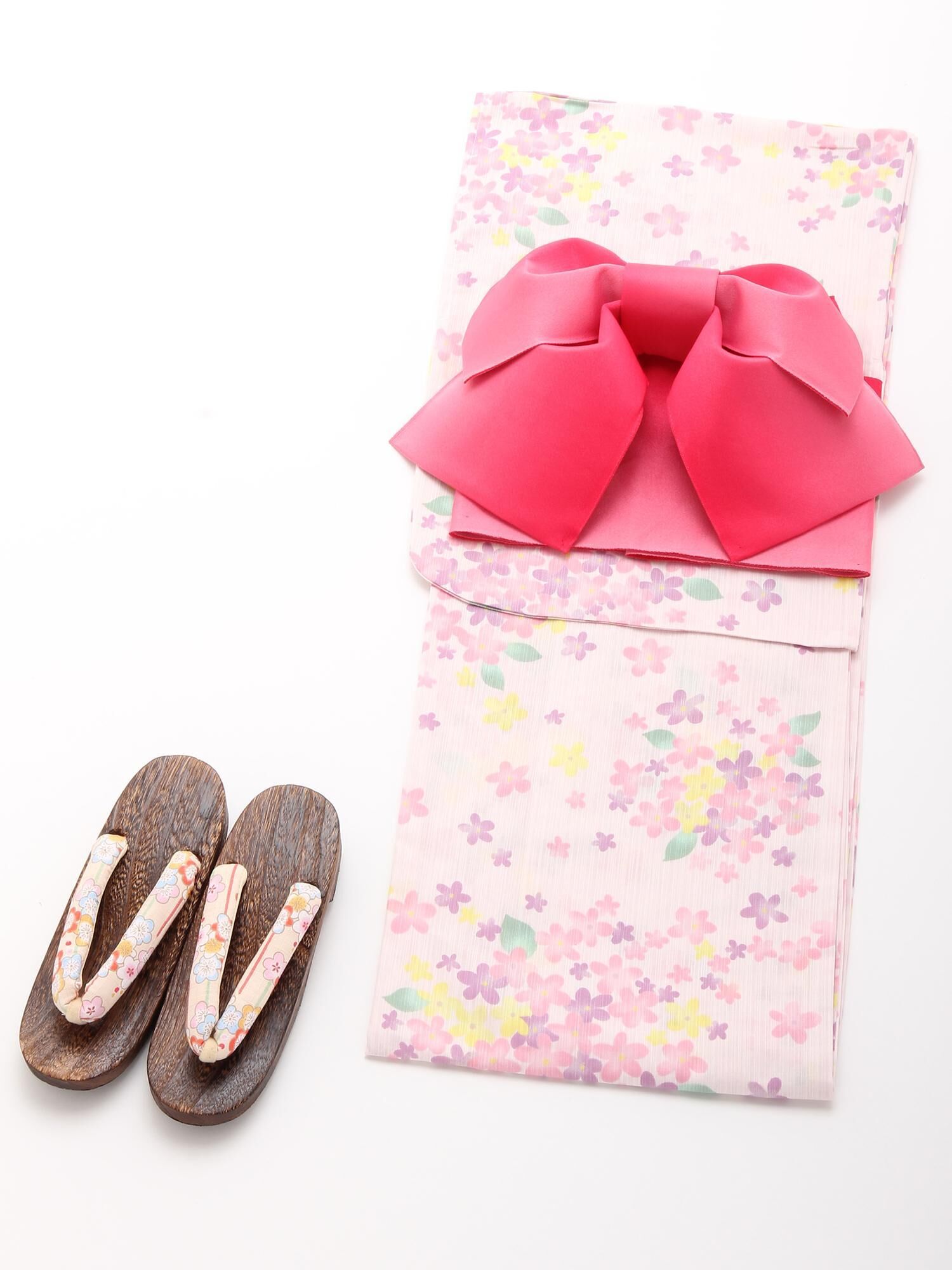 Maison de FLEUR (メゾンドフルール) カラフル紫陽花柄浴衣