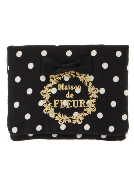 Maison de FLEUR ドットサテンブランドロゴティッシュポーチ