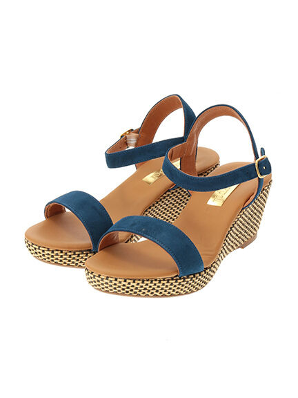 mp strap sandal