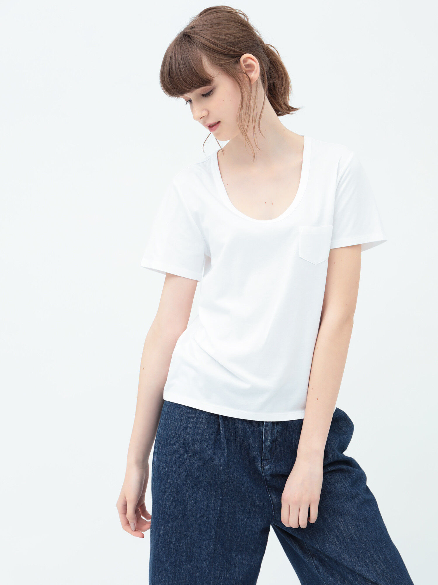 綿モダールUネックTシャツ