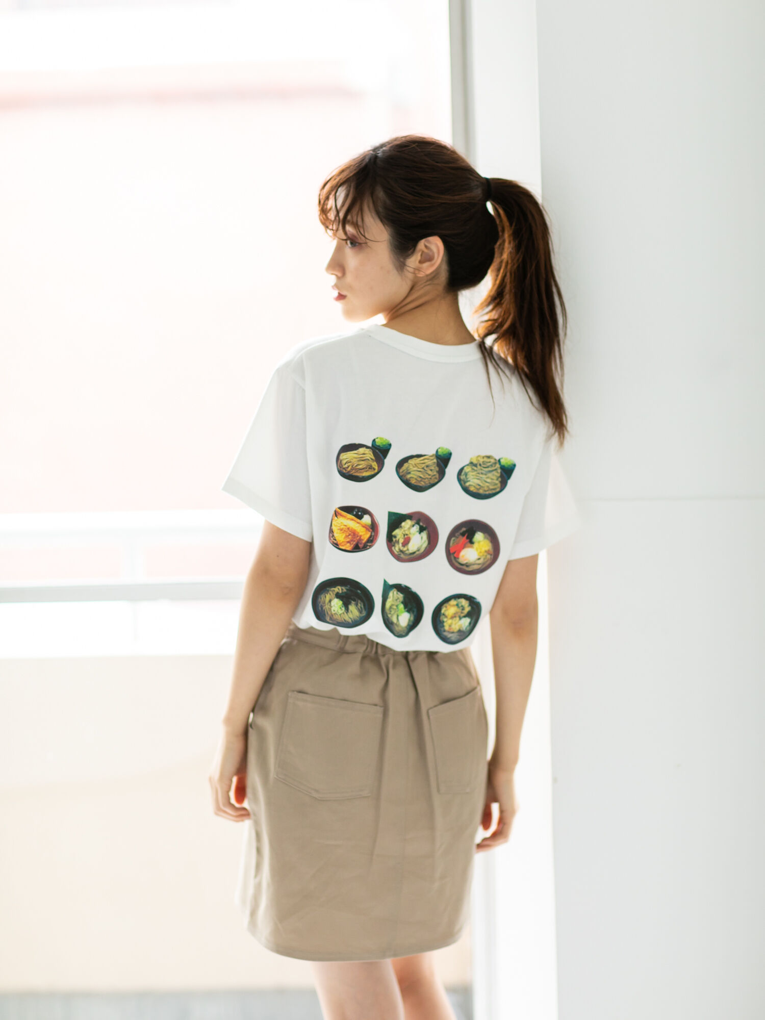 【6,000円(税込)以上のお買物で全国送料無料。】富士そば/BackそばフォトプリントTシャツ