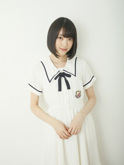 乃木坂46オリジナルアイテム ガールズルールワンピース（9,990円）