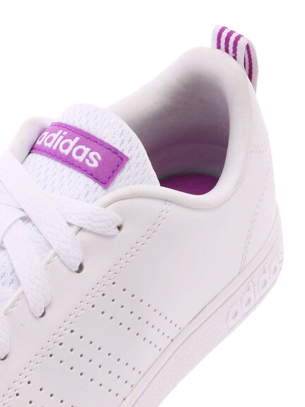 差し色はパープルカラー