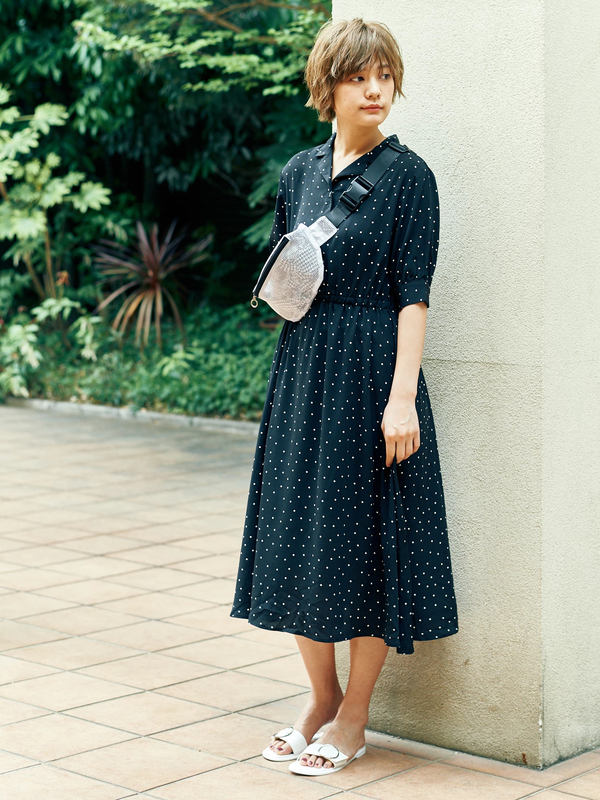 ドットプリントワンピース アイボリー ブラック Earth Music Ecology アースミュージックアンドエコロジー のレディースワンピース 101h310 ファッション通販のstripe Club