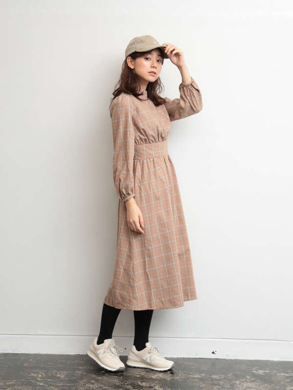 アウトレット ハイネックチェックワンピース ブラック ベージュ ネイビー Earth Music Ecology アース ミュージックアンドエコロジー のレディースワンピース h ファッション通販のstripe Club