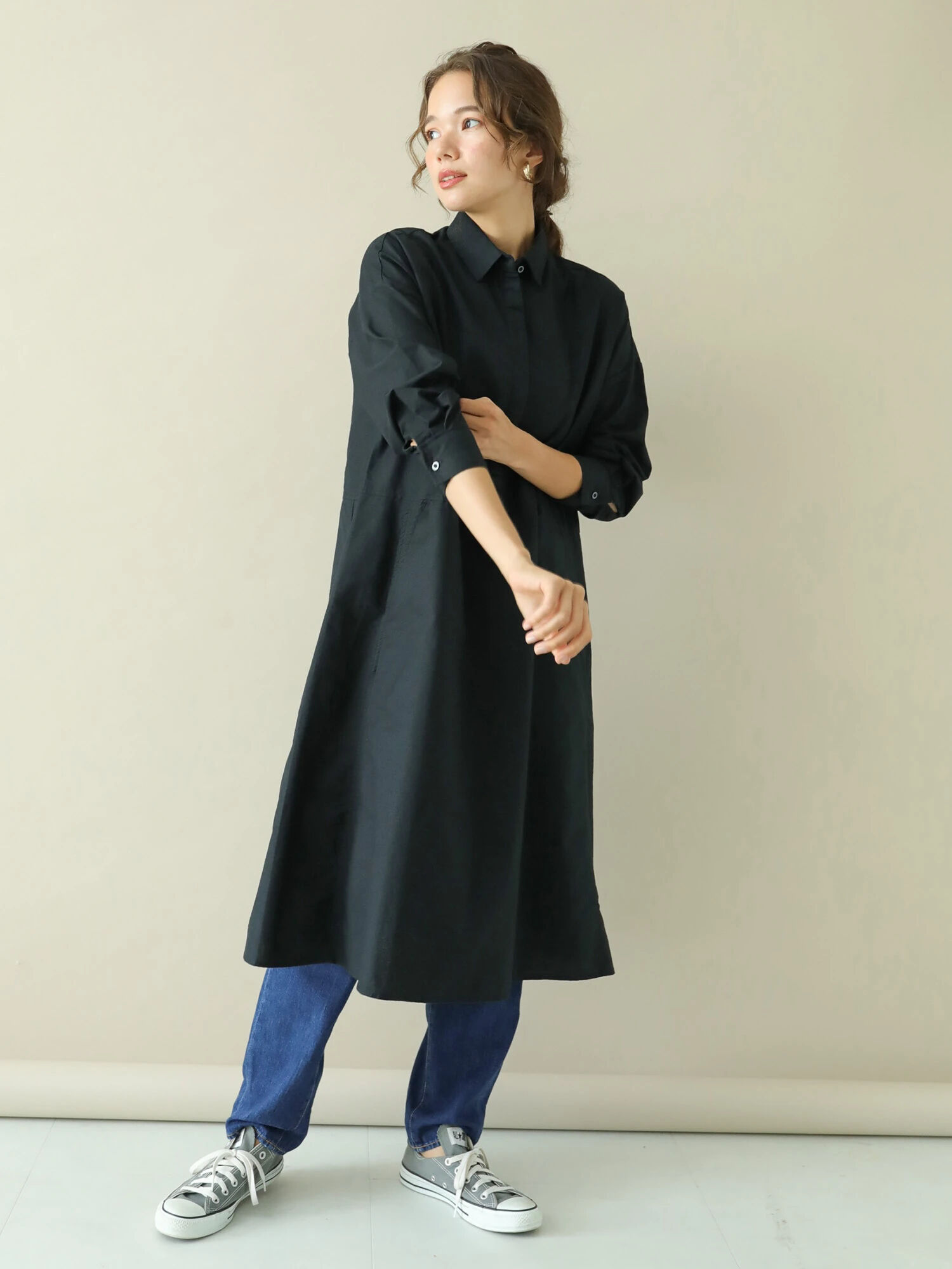 好評継続中 今だけ限定価格 英国発 Coast 黒 メタリック切替オフショルワンピース シニアファッション Studenjoy Com