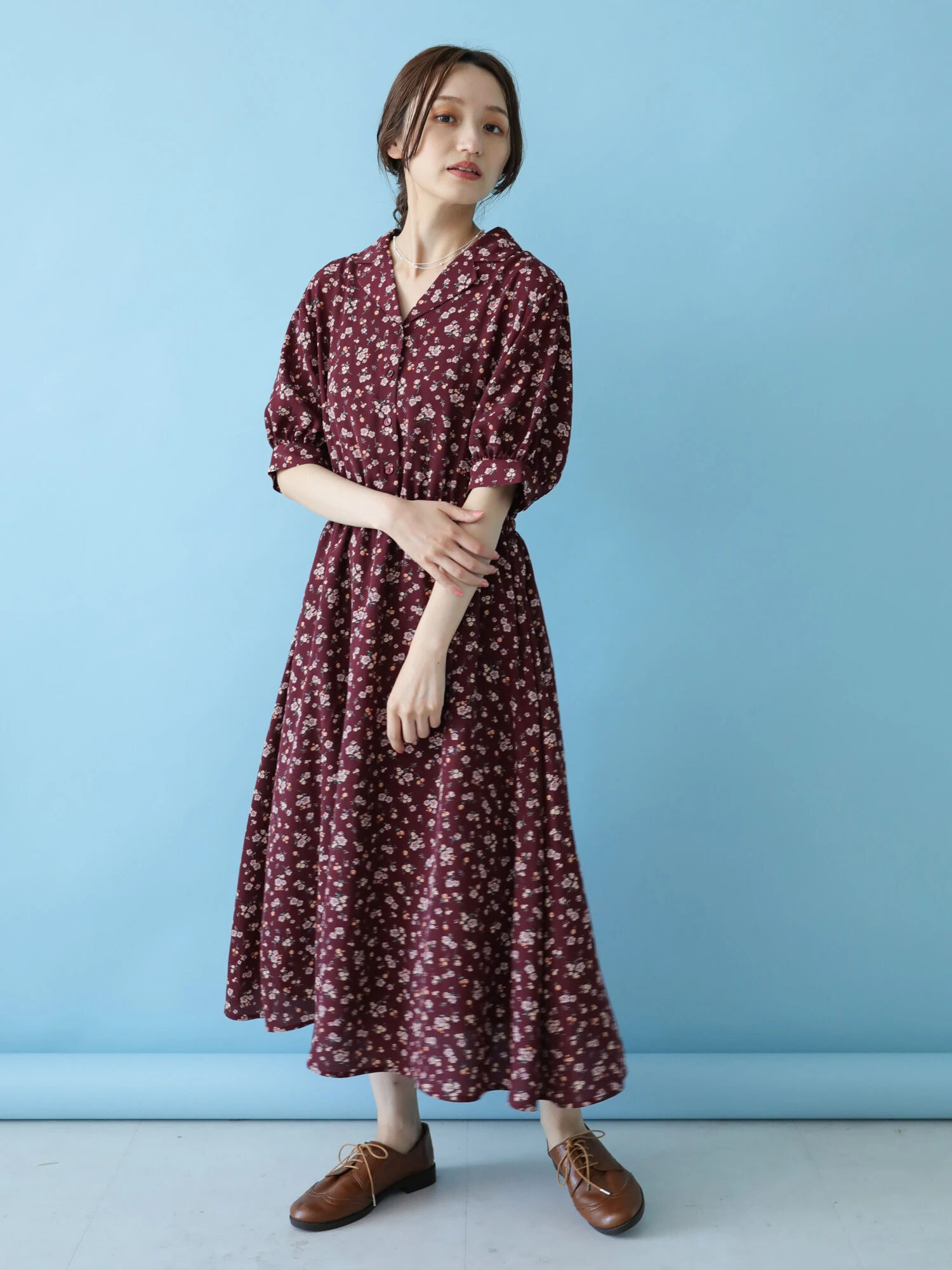 アウトレット 花柄開襟ワンピース ブラック ボルドー ブラウン Earth Music Ecology アース ミュージックアンドエコロジー のレディースワンピース 1d93l0h1000 ファッション通販のstripe Club