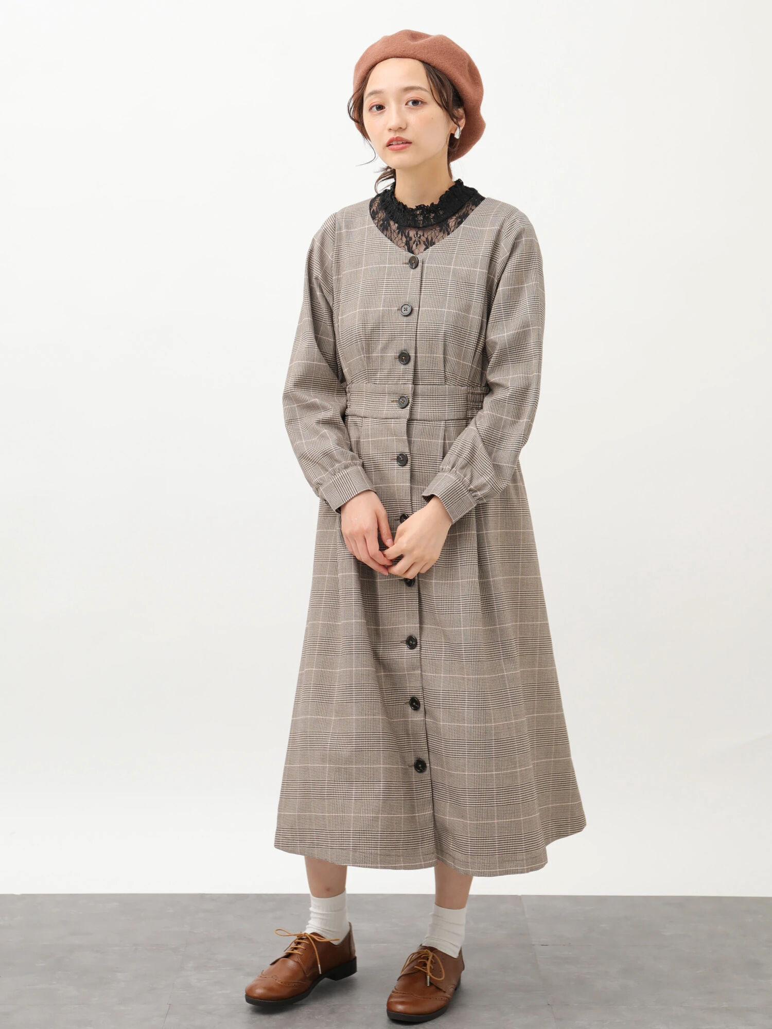 Vネック前開きワンピース テラコッタ グレンチェック Earth Music Ecology アースミュージックアンドエコロジー のレディース ワンピース 1d93l0h1400 ファッション通販のstripe Club