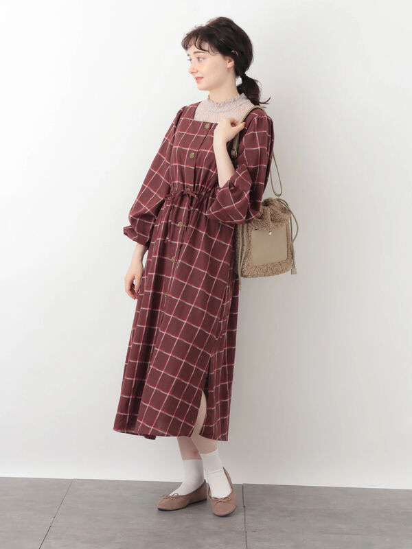 Slr チェックスクエアネックワンピース ボルドー ブラウン Earth Music Ecology アースミュージックアンドエコロジー のレディースワンピース 1p93l0h00 ファッション通販のstripe Club