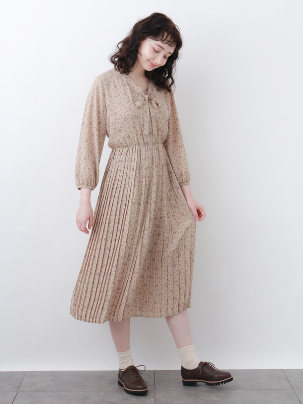 W K 2wayプリーツワンピース ピンクベージュ Earth Music Ecology アースミュージックアンドエコロジー のレディース ワンピース 1j93l0h0100 ファッション通販のstripe Club W K 2wayプリーツワンピース ピンクベージュ Earth Music Ecology アースミュージックアンドエコロジー のレディース ワンピース 1j93l0h0100 ファッション通販のstripe Club