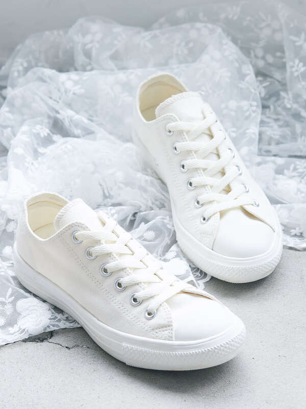 Converse Earthallstar Light Ox アイボリー グレーベージュ ブラウン ラベンダー Earth Music Ecology アースミュージックアンドエコロジー のレディーススニーカー 1j05l6k0100 ファッション通販のstripe Club