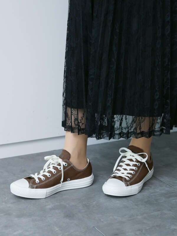 Converse Earthallstar Light Ox アイボリー グレーベージュ ブラウン ラベンダー Earth Music Ecology アースミュージックアンドエコロジー のレディーススニーカー 1j05l6k0100 ファッション通販のstripe Club Converse Earthallstar Light Ox アイボリー グレーベージュ ブラウン ラベンダー Earth Music Ecology アースミュージックアンドエコロジー のレディーススニーカー 1j05l6k0100 ファッション通販のstripe Club