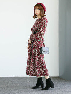 花柄プリントワンピース ブラック ボルドー ブラウン Earth Music Ecology アースミュージックアンドエコロジー のレディース ワンピース 1c97l0h00 ファッション通販のstripe Club