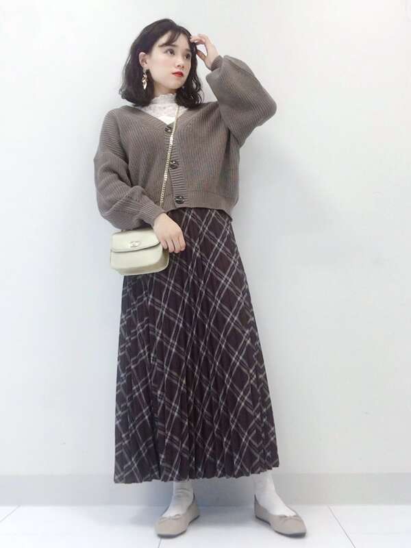 アウトレット 古着 ドロップショルダー畦ニットカーディガン アイボリー ベージュ モカ Earth Music Ecology アース ミュージックアンドエコロジー のレディースカーディガン 1s01l2d0100 ファッション通販のstripe Club