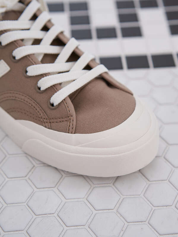 アウトレット Newbalance Earth Procts ベージュ Earth Music Ecology アースミュージックアンドエコロジー のレディーススニーカー 1j03l6k00 ファッション通販のstripe Club アウトレット Newbalance Earth Procts ベージュ Earth Music Ecology アースミュージックアンドエコロジー のレディーススニーカー 1j03l6k00 ファッション通販のstripe Club