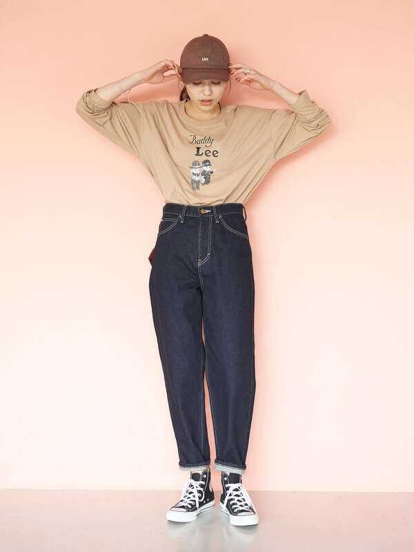 アウトレット Lee Earth Buddyleeロンt オフホワイト ブラック ベージュ Earth Music Ecology アースミュージックアンドエコロジー のレディースカットソー 1j03l1c0600 ファッション通販のstripe Club