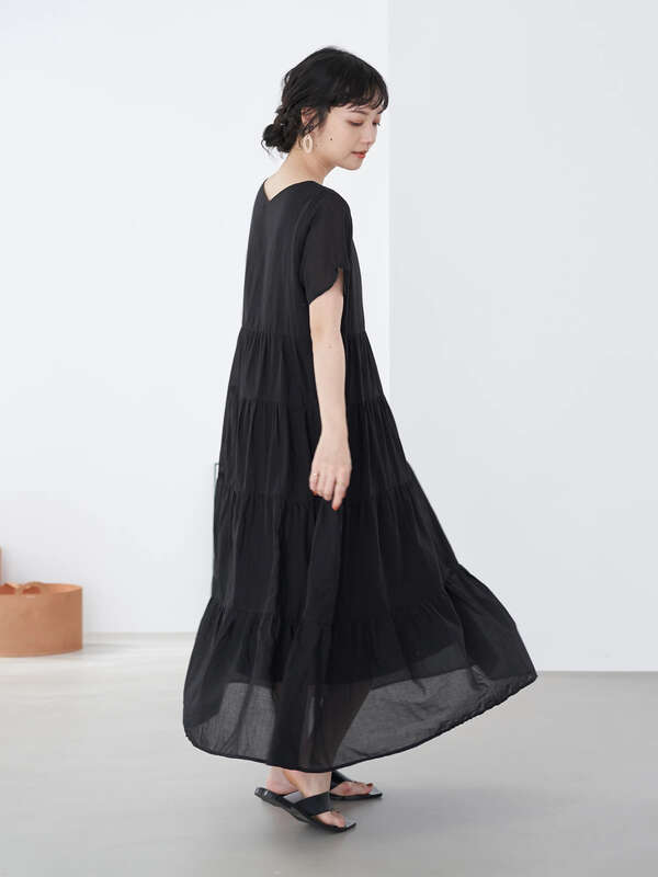 アウトレット ティアードワンピース ブラック レッド モカ ダークグリーン Earth Music Ecology アースミュージックアンドエコロジー のレディースワンピース 1c03l0h0530 ファッション通販のstripe Club