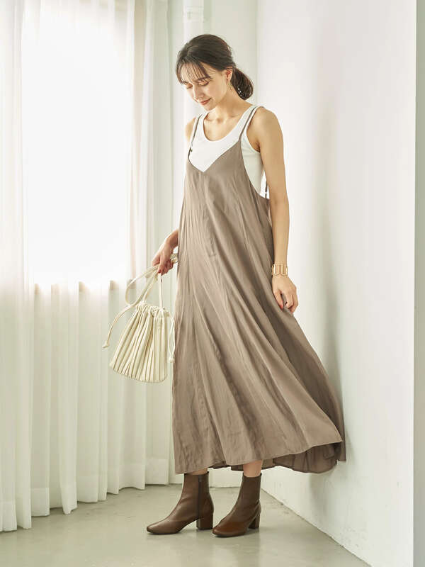 アウトレット サテンキャミワンピース ブラック モカ テラコッタ パープル Earth Music Ecology アースミュージックアンドエコロジー のレディースワンピース 1b03l0h0900 ファッション通販のstripe Club