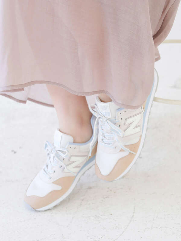 Newbalance Earth Wl373 ベージュ Earth Music Ecology アースミュージックアンドエコロジー のレディーススニーカー 1j11l6k00 ファッション通販のstripe Club