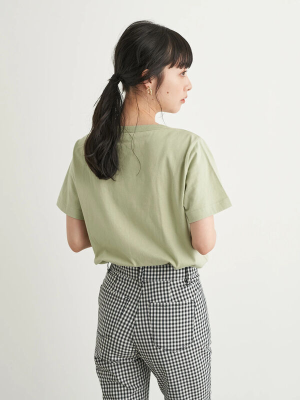 Champion Earthポケット付きtシャツ ホワイト ブラック モカ カーキ Earth Music Ecology アースミュージックアンドエコロジー のレディースカットソー 1j11l1c0600 ファッション通販のstripe Club
