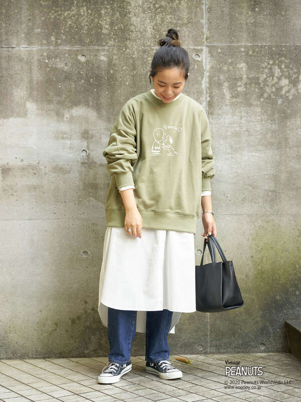Web限定 Peanuts別注スヌーピープリントスウェット アイボリー チャコールグレー ベージュ ミント Earth Music Ecology アースミュージックアンドエコロジー のレディースカットソー Ba04l1c0100 ファッション通販のstripe Club