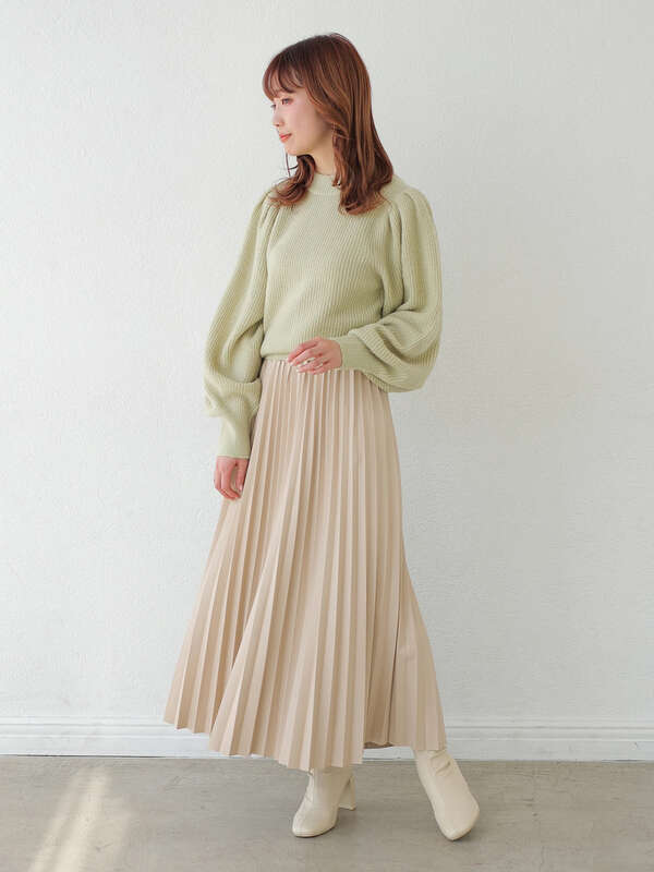 フェイクレザープリーツスカート アイボリー ベージュ グレーベージュ ピンクベージュ Earth Music Ecology アースミュージックアンドエコロジー のレディーススカート 1c11l0l0840 ファッション通販のstripe Club