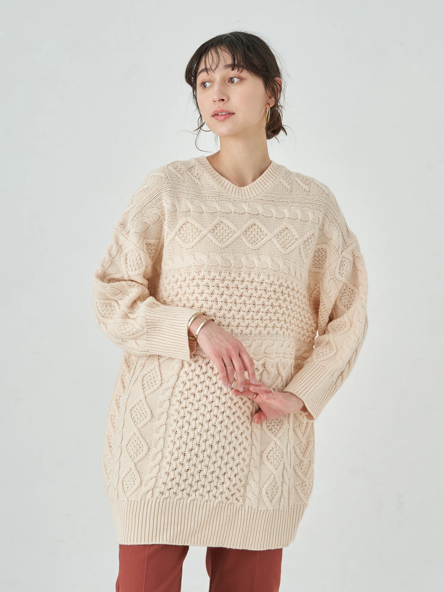 極美品◉ユイティーム•ニ　ライトベージュ ウールニット アラン編みセーター